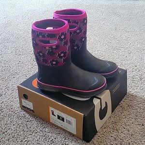 Girls Bogs All Season Waterproof boots